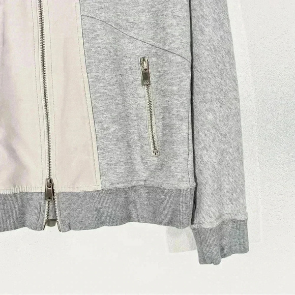 St. John Yellow Label Light Jacket - Picture 5 of 6